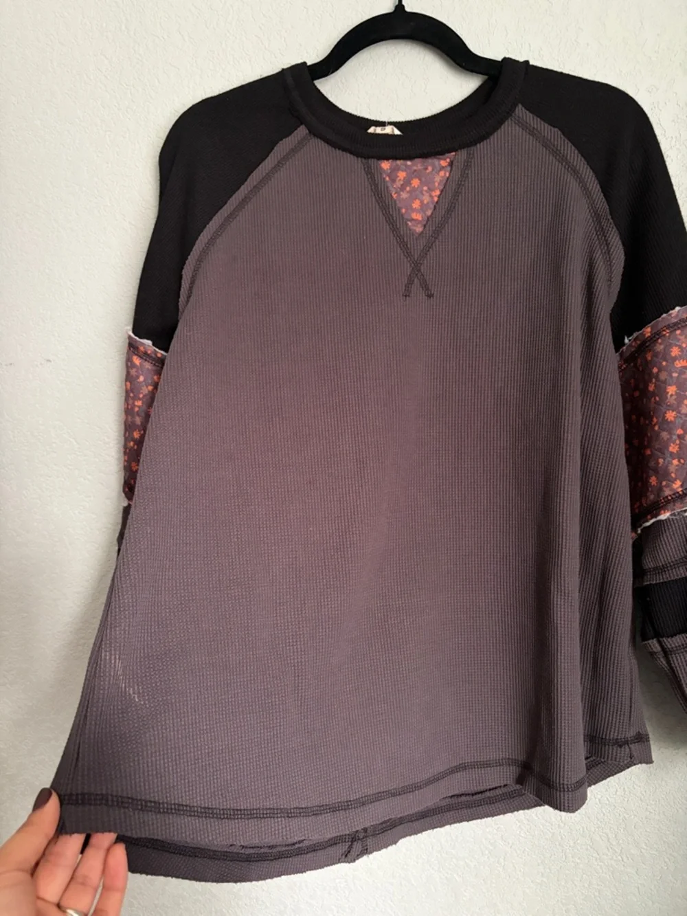 POL Gray Patchwork Sleeves Sweater